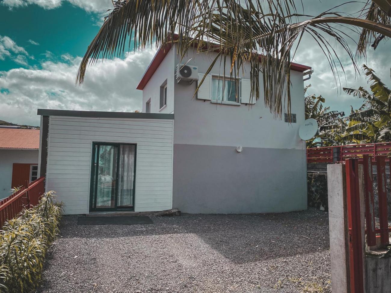 Gite les Bananiers Saint-Joseph Exterior foto