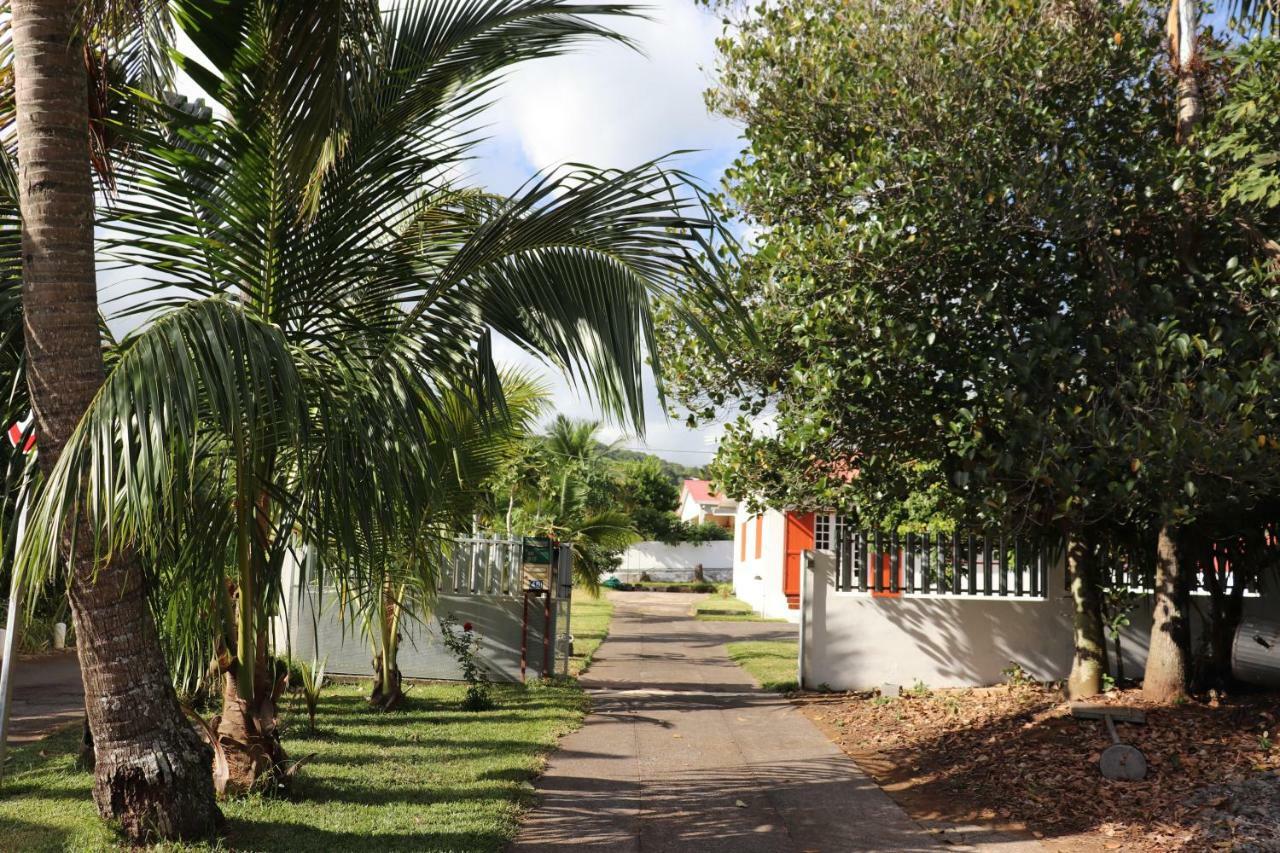 Gite les Bananiers Saint-Joseph Exterior foto