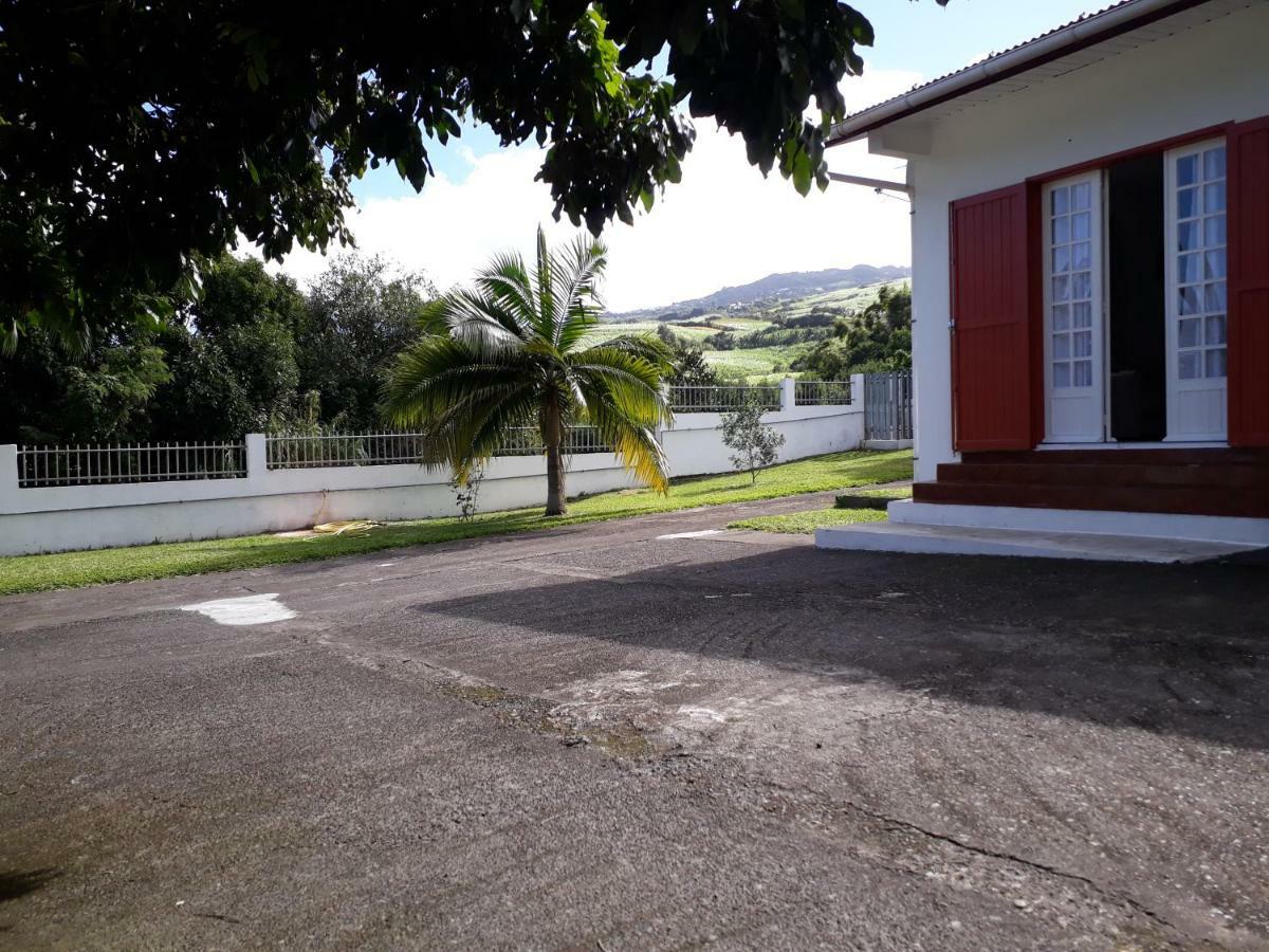 Gite les Bananiers Saint-Joseph Exterior foto